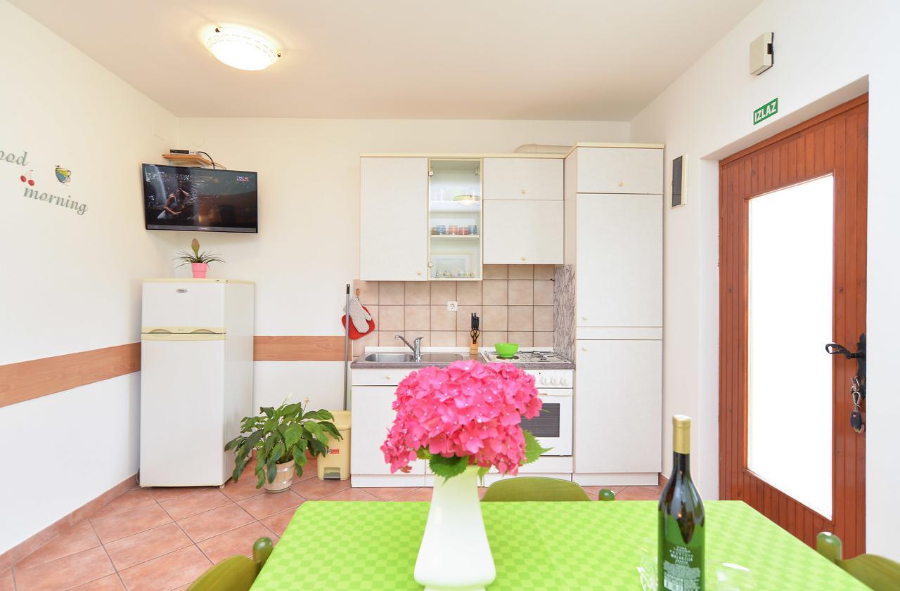 Apartments Denis 344 法扎纳 外观 照片