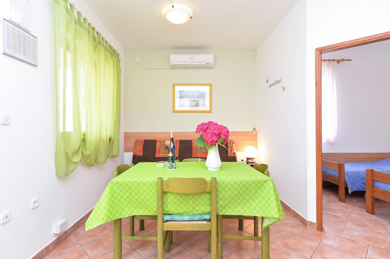 Apartments Denis 344 法扎纳 外观 照片